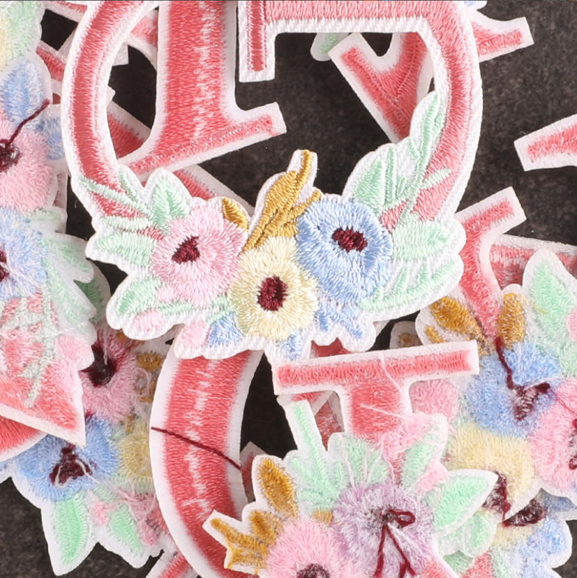 10 Pcs Pink Flowers Alphabet E – Sewing Id recenzja i cena