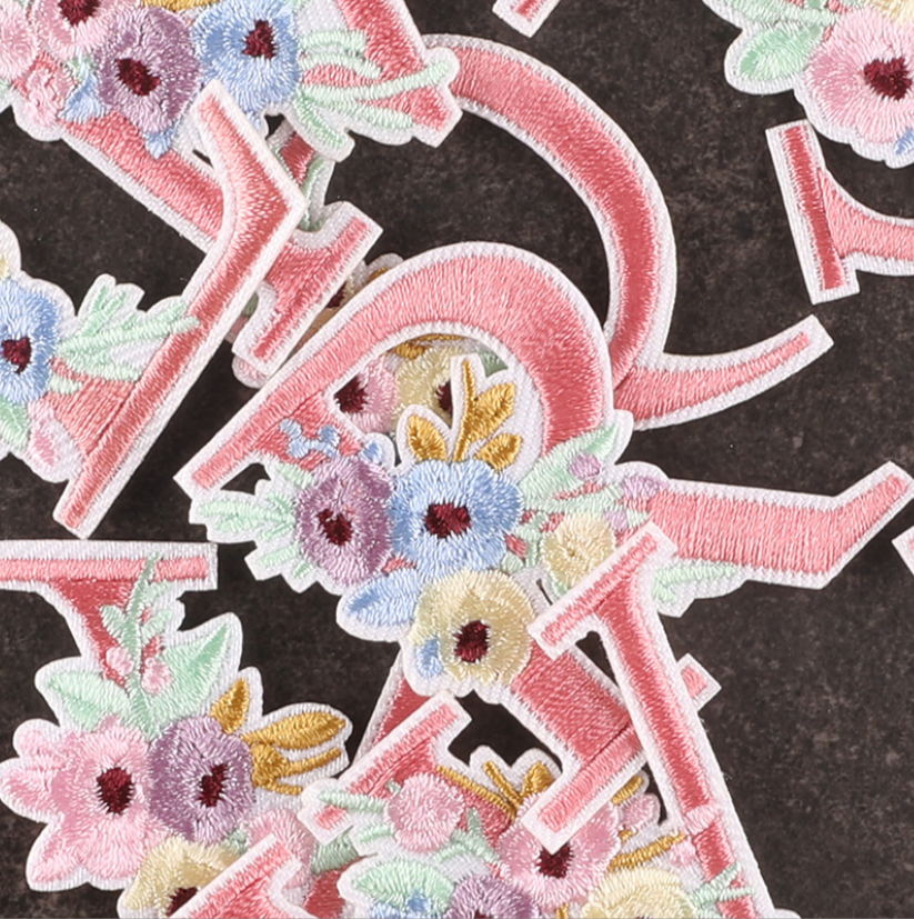 10 Pcs Pink Flowers Alphabet E – Sewing Id recenzja i cena